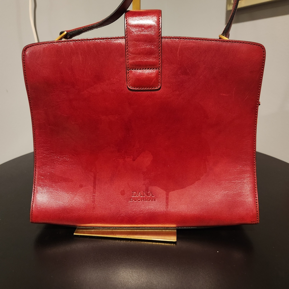 Dana Buchman PROJECT Red Shoulder Bag with Gold Accents - Picture 2 of 6